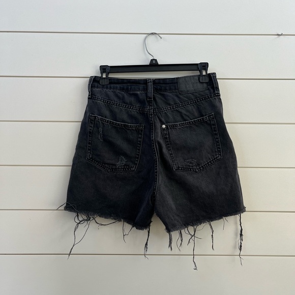 H&M Black Distressed Jean Shorts - Picture 2 of 4